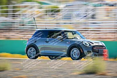 media/Oct-18-2025-Extreme Speed (Sat) [[d6d7e1fef1]]/Group 3 Purple/Session 3 (Turn 1)/